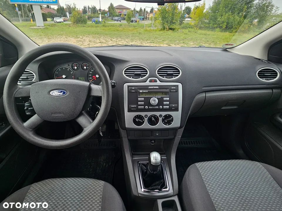Ford Focus 1.6 Comfort - 21