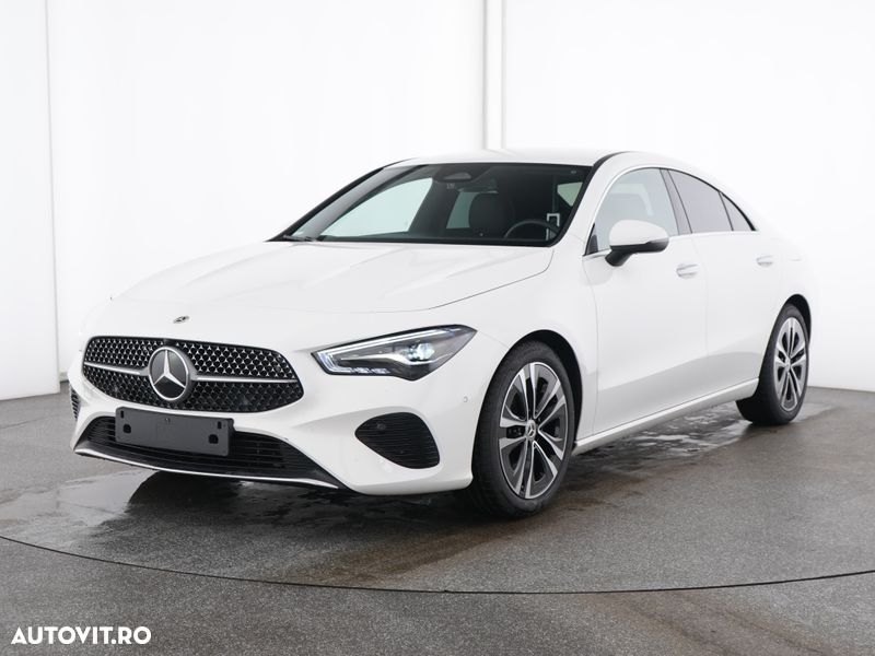 Mercedes-Benz CLA 180 7G-DCT Progressive Line Advanced - 1