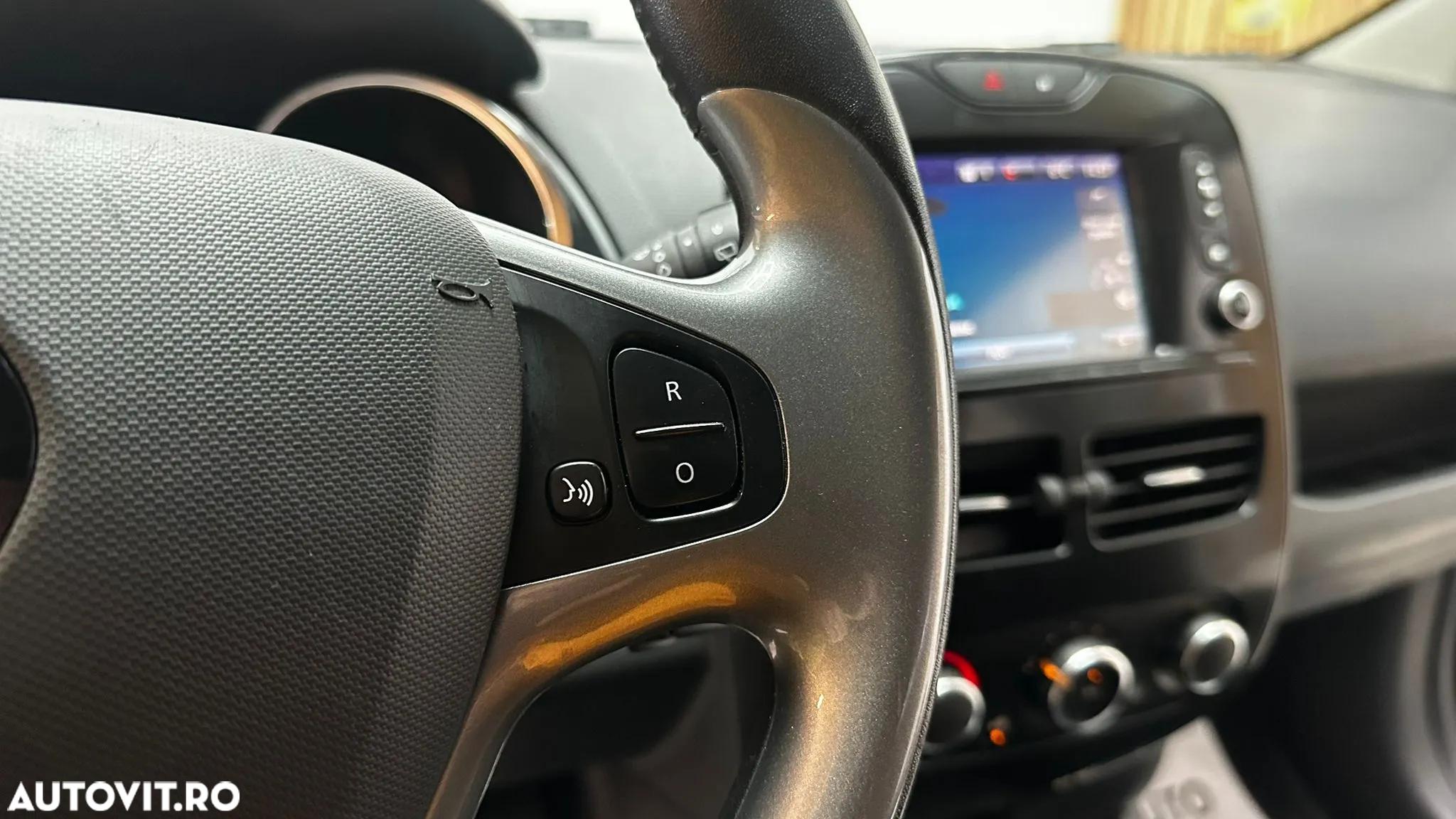 Renault Clio dCi 90 Limited - 17