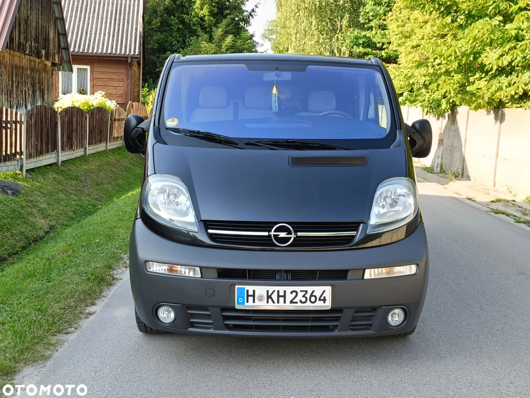 Opel Vivaro L2H1 2.9t - 8