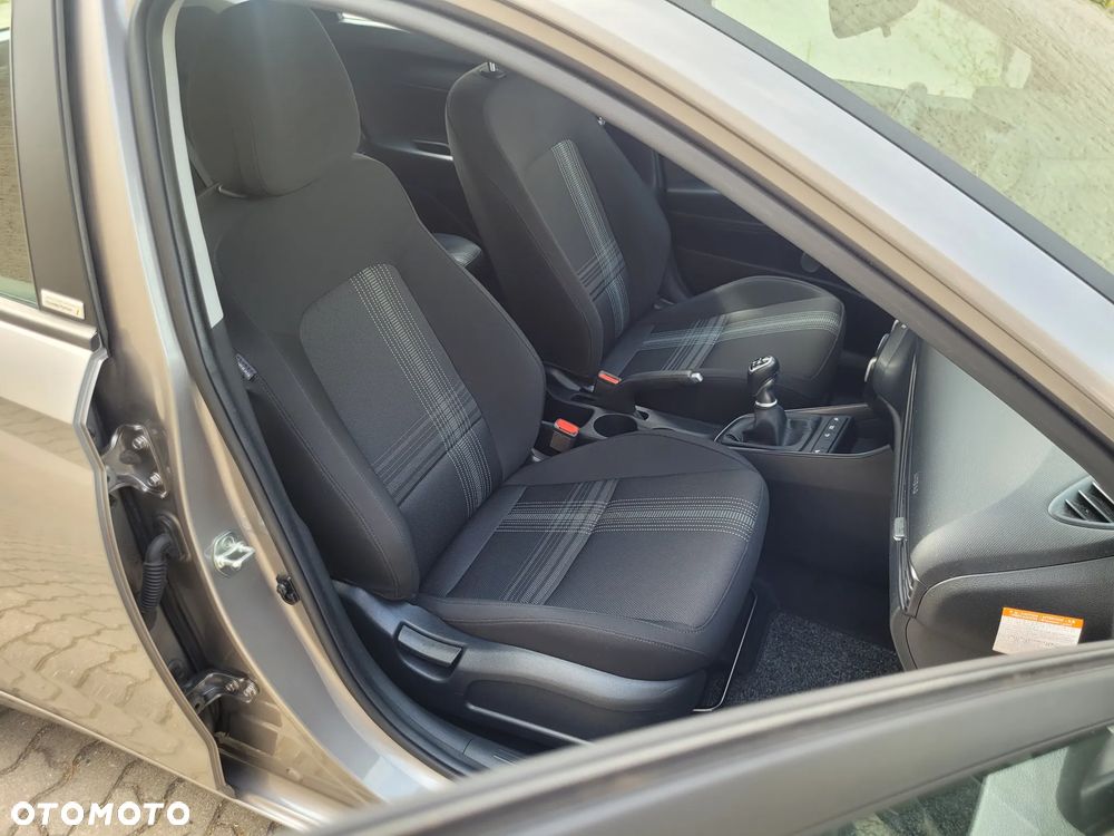 Hyundai i20 1.0 T-GDI 48V-Hybrid Connect & Go - 12