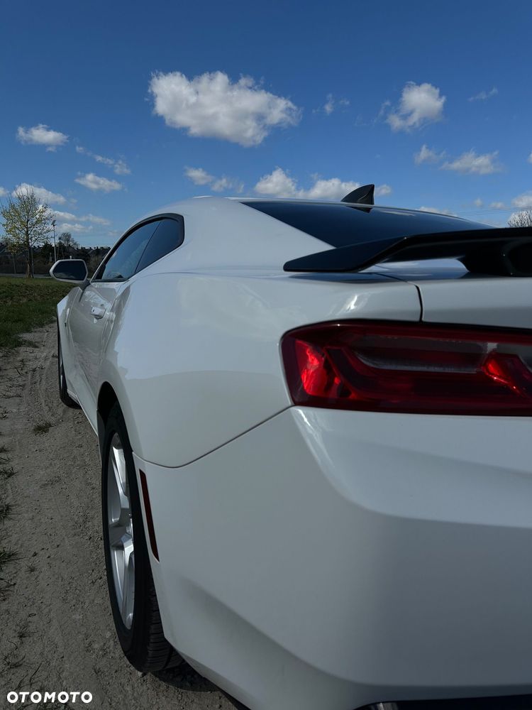 Chevrolet Camaro 2.0 - 12