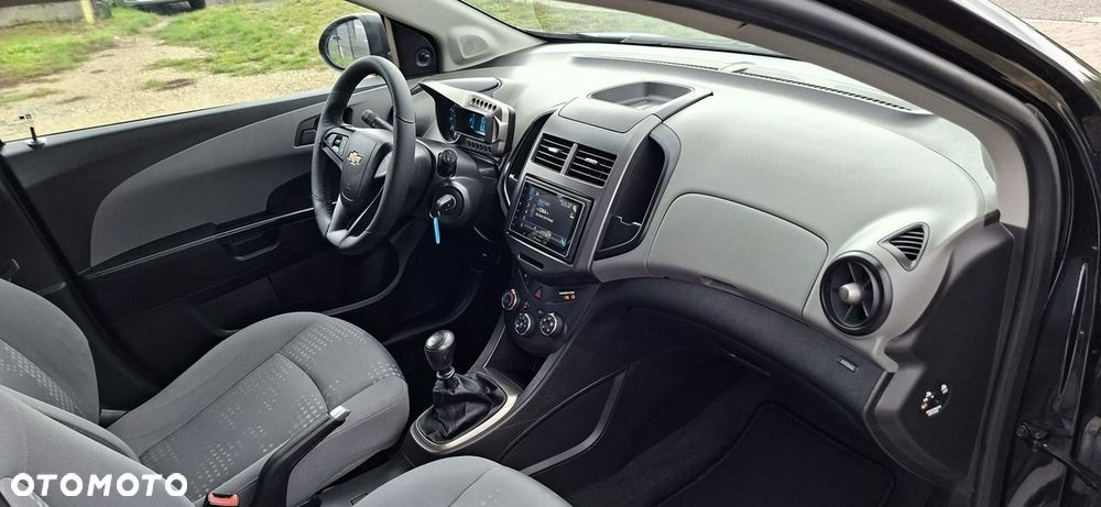 Chevrolet Aveo - 15