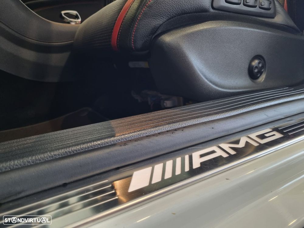 Mercedes-Benz GLA 45 AMG 4-Matic - 23