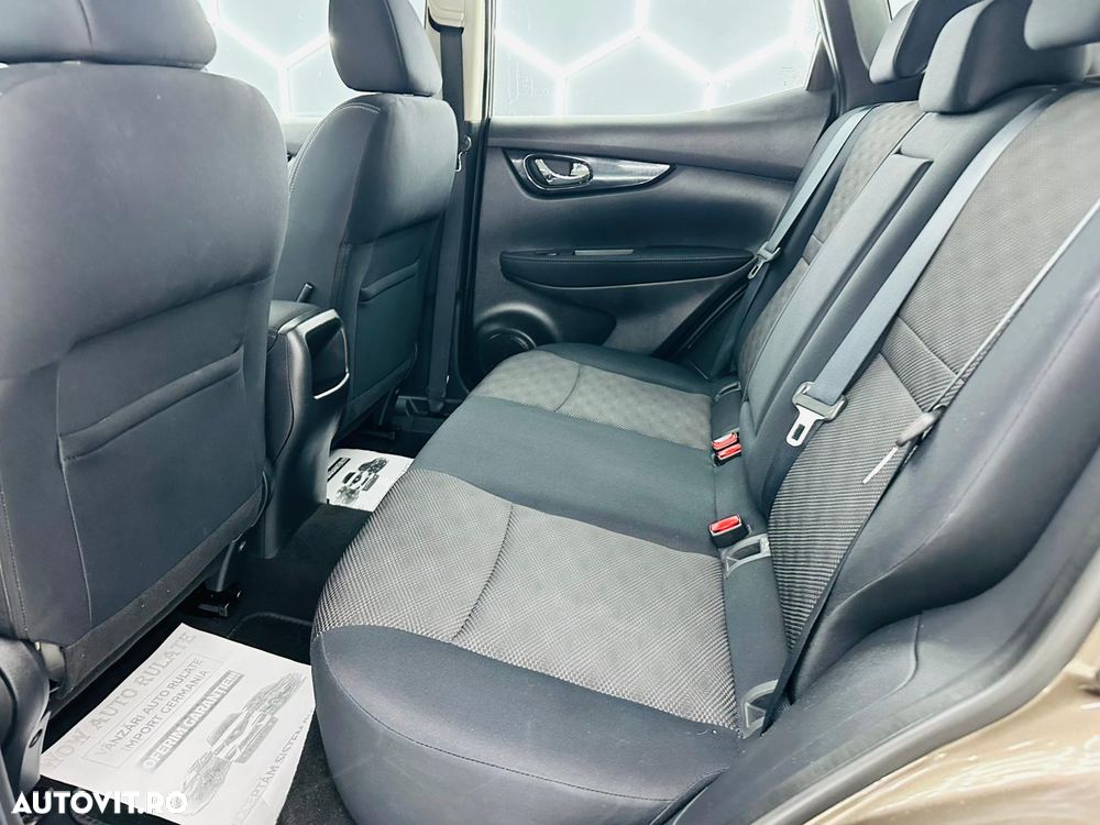 Nissan Qashqai 1.5 DCI N-Connecta - 16