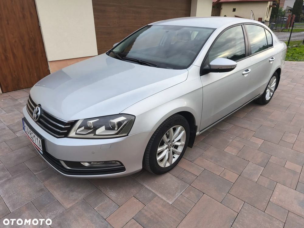 Volkswagen Passat 2.0 TDI Trendline - 2