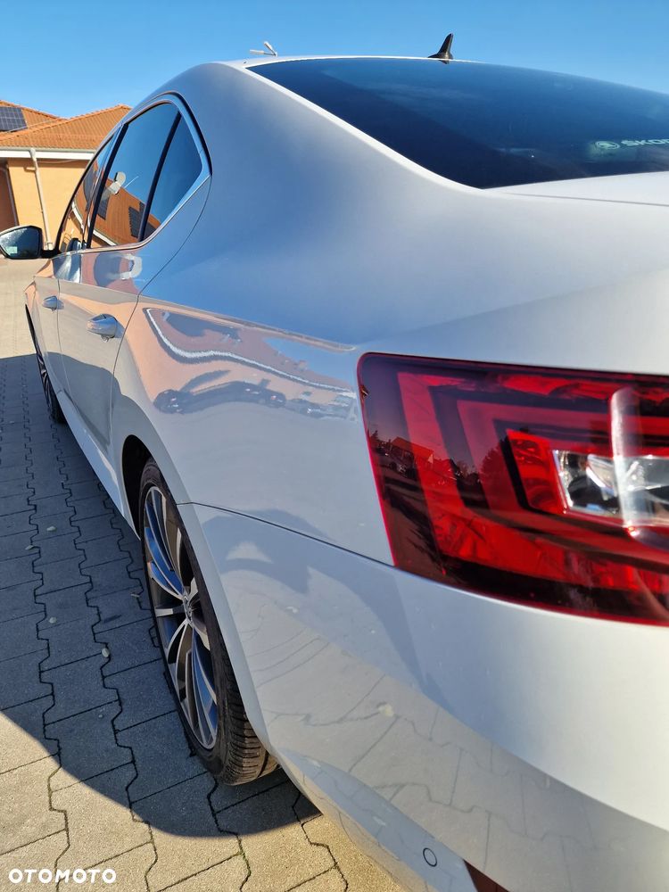 Skoda Superb 2.0 TSI L&K DSG - 28