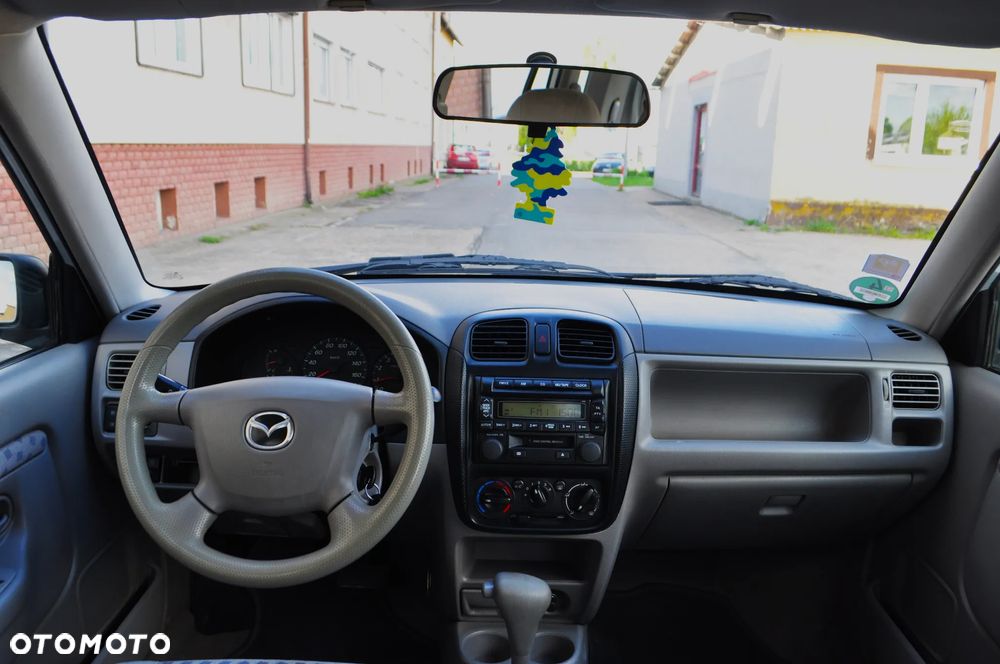 Mazda Demio - 13