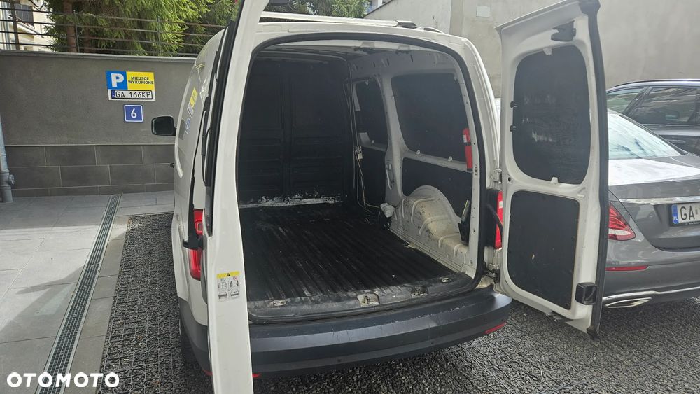 Volkswagen Caddy - 8