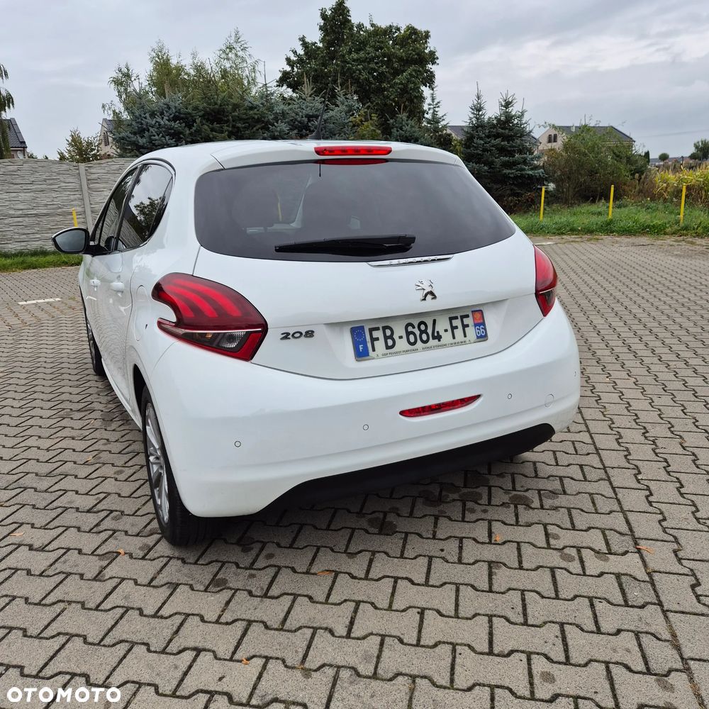 Peugeot 208 1.2 PureTech Allure S&S EAT6 - 18