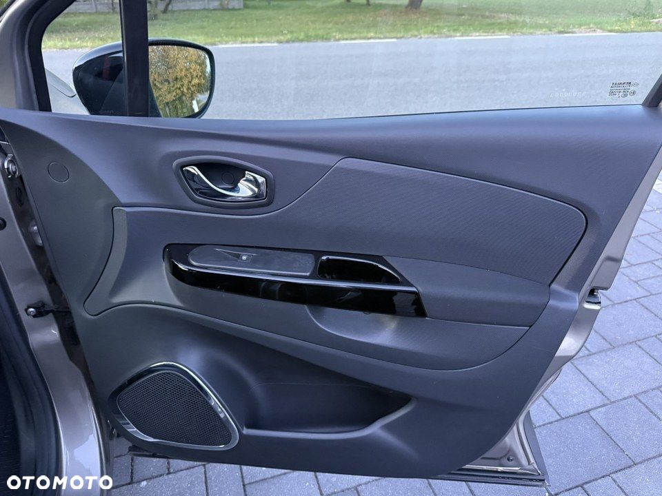 Renault Captur 1.2 Energy TCe Limited EDC - 30