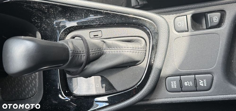 Toyota Yaris Hybrid 1.5 Executive - 12