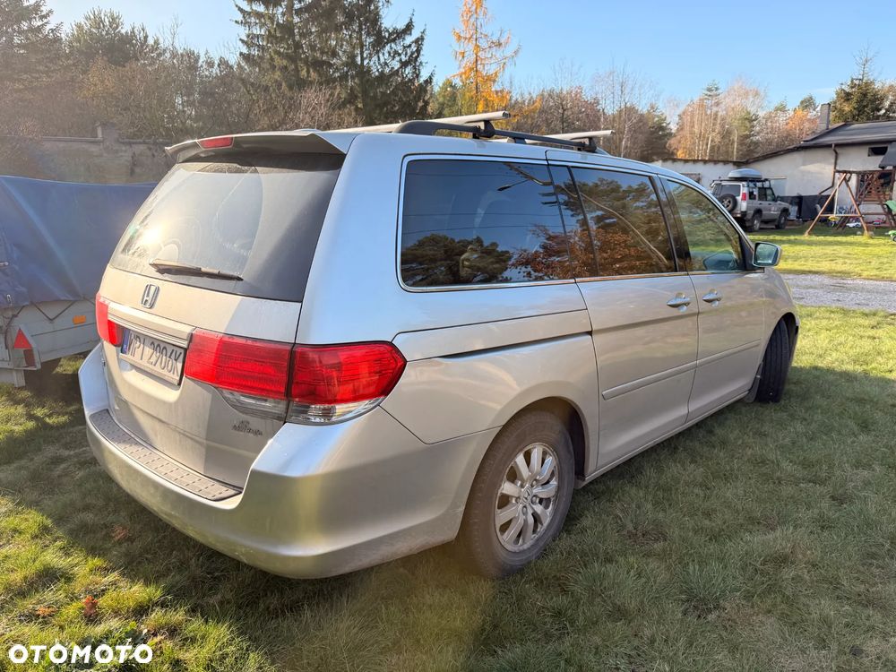 Honda Odyssey 3.5 LX - 11