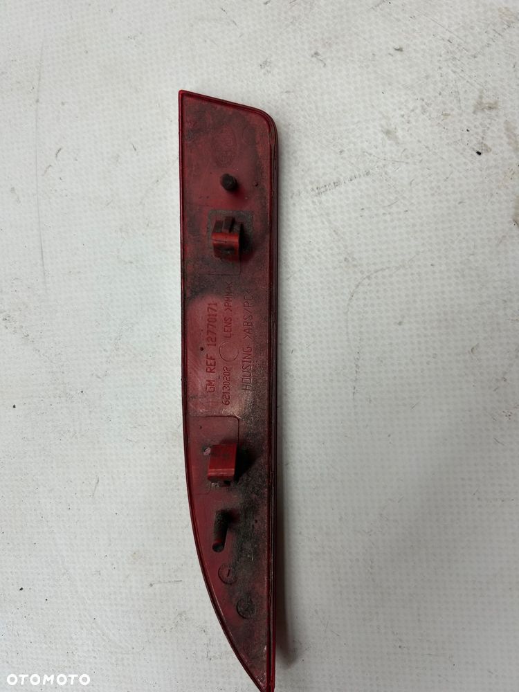 Saab 93 9-3 07-12 odblask tylnego zderzaka prawego prawy cabrio kombi  12770171 - 3