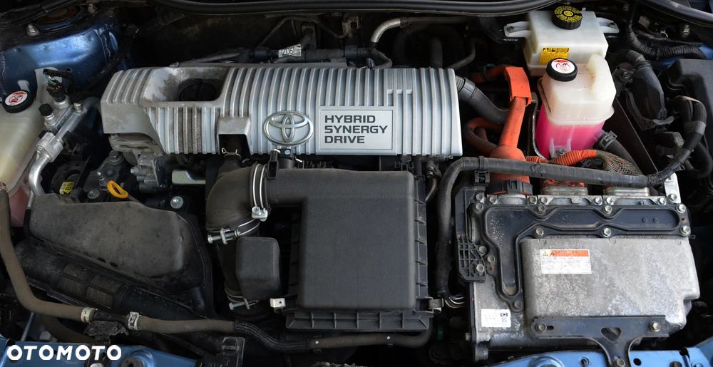 Toyota Auris Hybrid 135 Prestige - 11