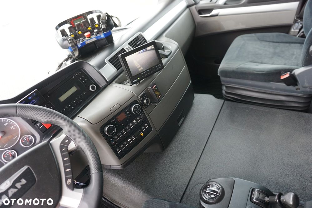 MAN / TGL / 12.250 / SKRZYNIOWY + HDS / FASSI F 65 / PILOT - 24