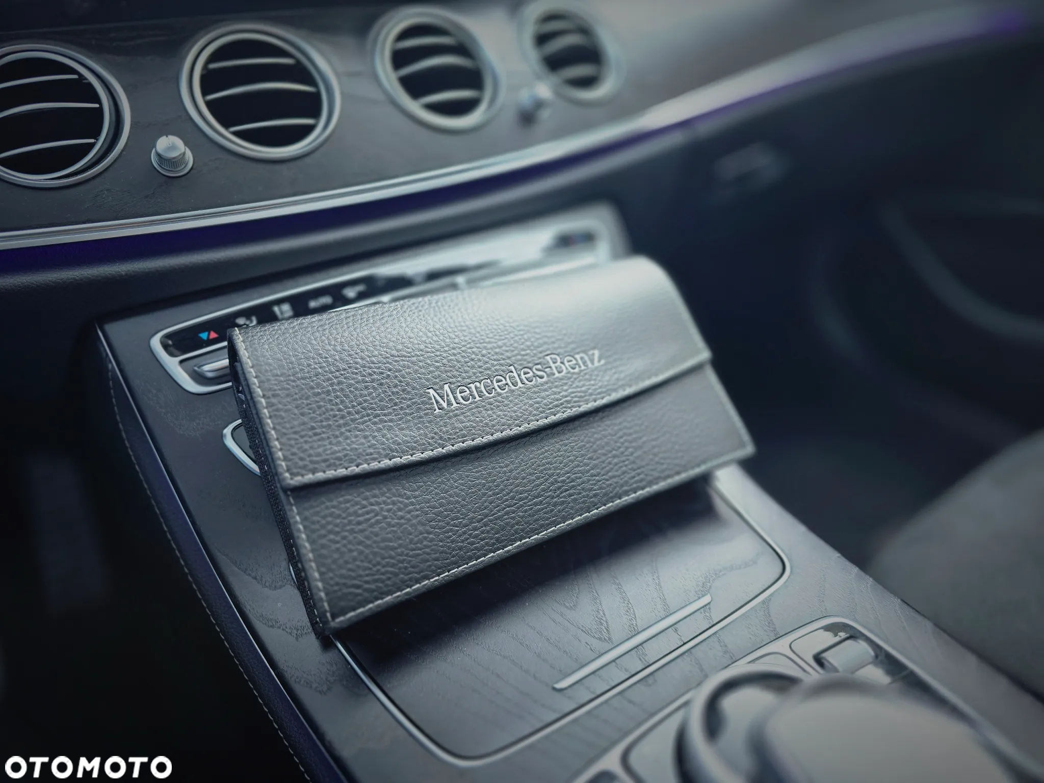 Mercedes-Benz Klasa E 300 de T 9G-TRONIC AMG Line - 38