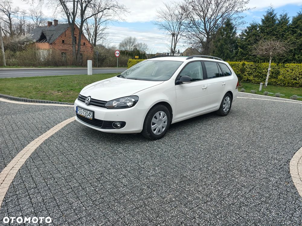 Volkswagen Golf - 1