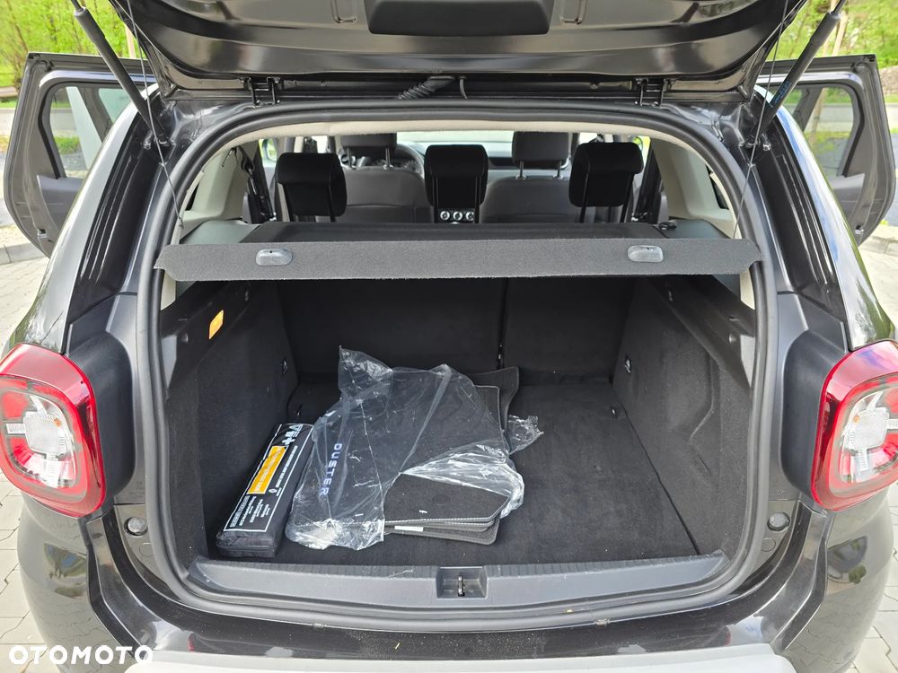 Dacia Duster TCe 150 2WD GPF Celebration - 38