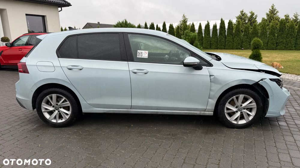 Volkswagen Golf - 6