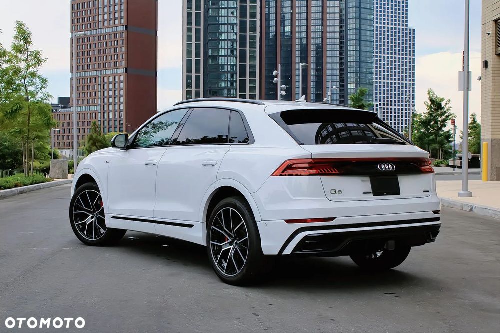 Audi Q8 - 3