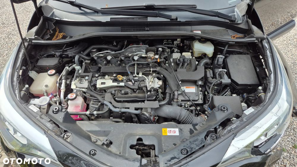 Toyota C-HR 2.0 Hybrid Executive - 8