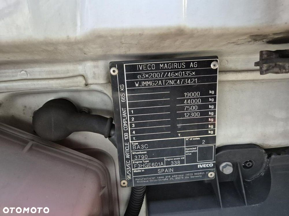 Iveco As 440 - 33