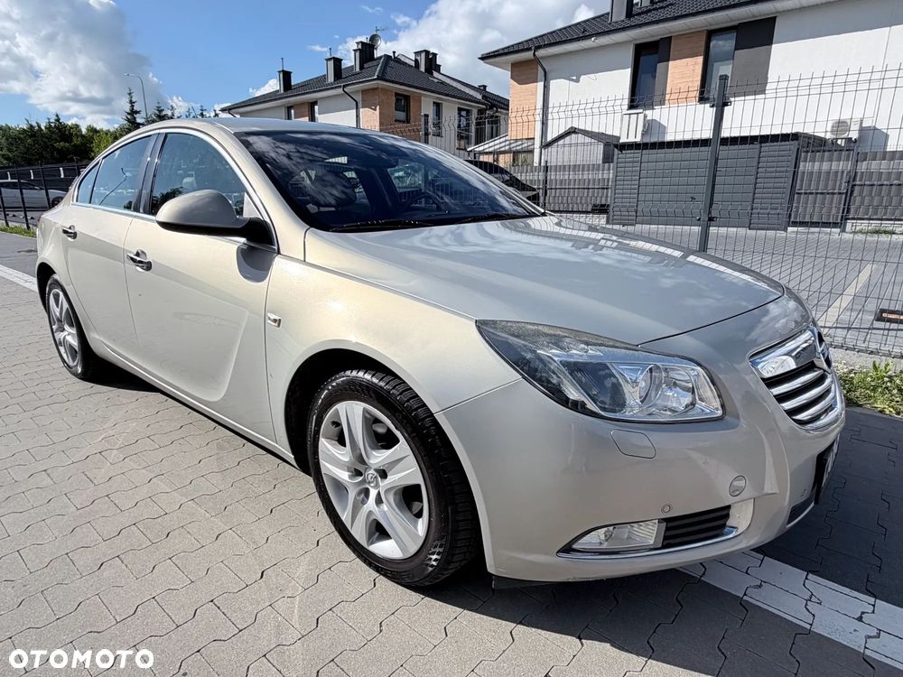 Opel Insignia 1.8 - 19