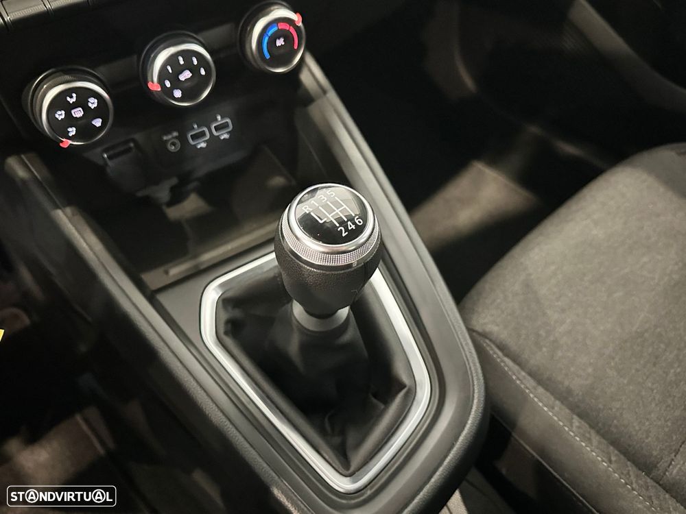 Renault Clio 1.0 TCe Evolution - 22