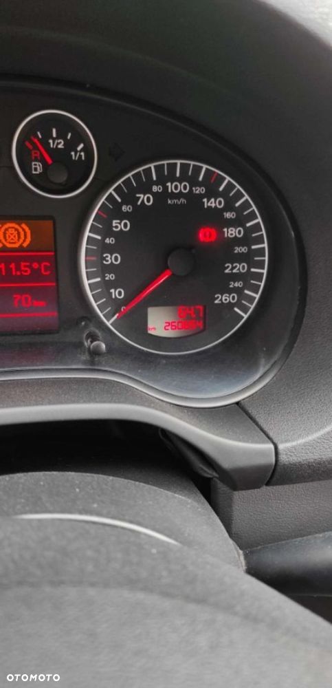 Audi A3 3-drzwiowe 1.6 S line Sportpaket (plus) - 23