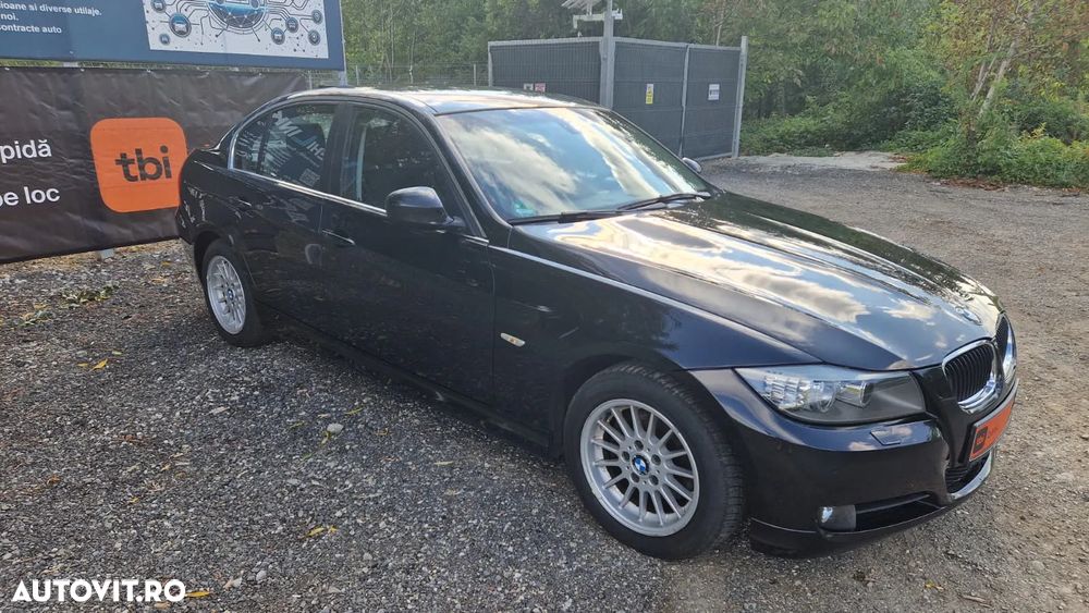 BMW Seria 3 318d - 21
