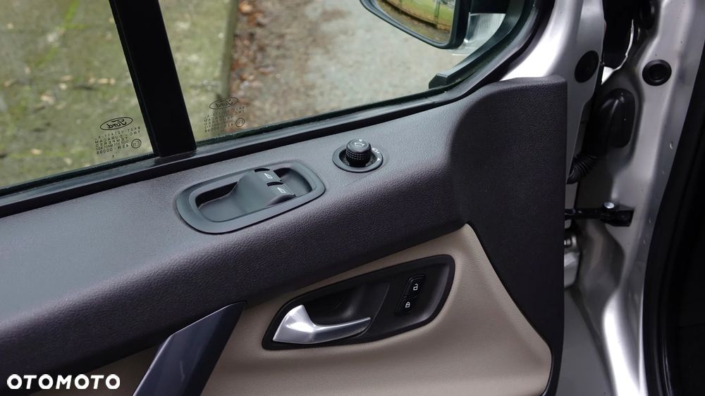 Ford Tourneo Custom 2.0 TDCi L2 Sport - 2