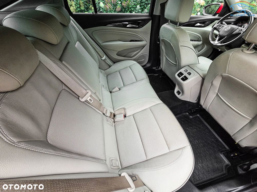 Opel Insignia Grand Sport 2.0 Diesel Dynamic - 18