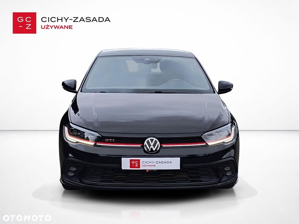 Volkswagen Polo - 8