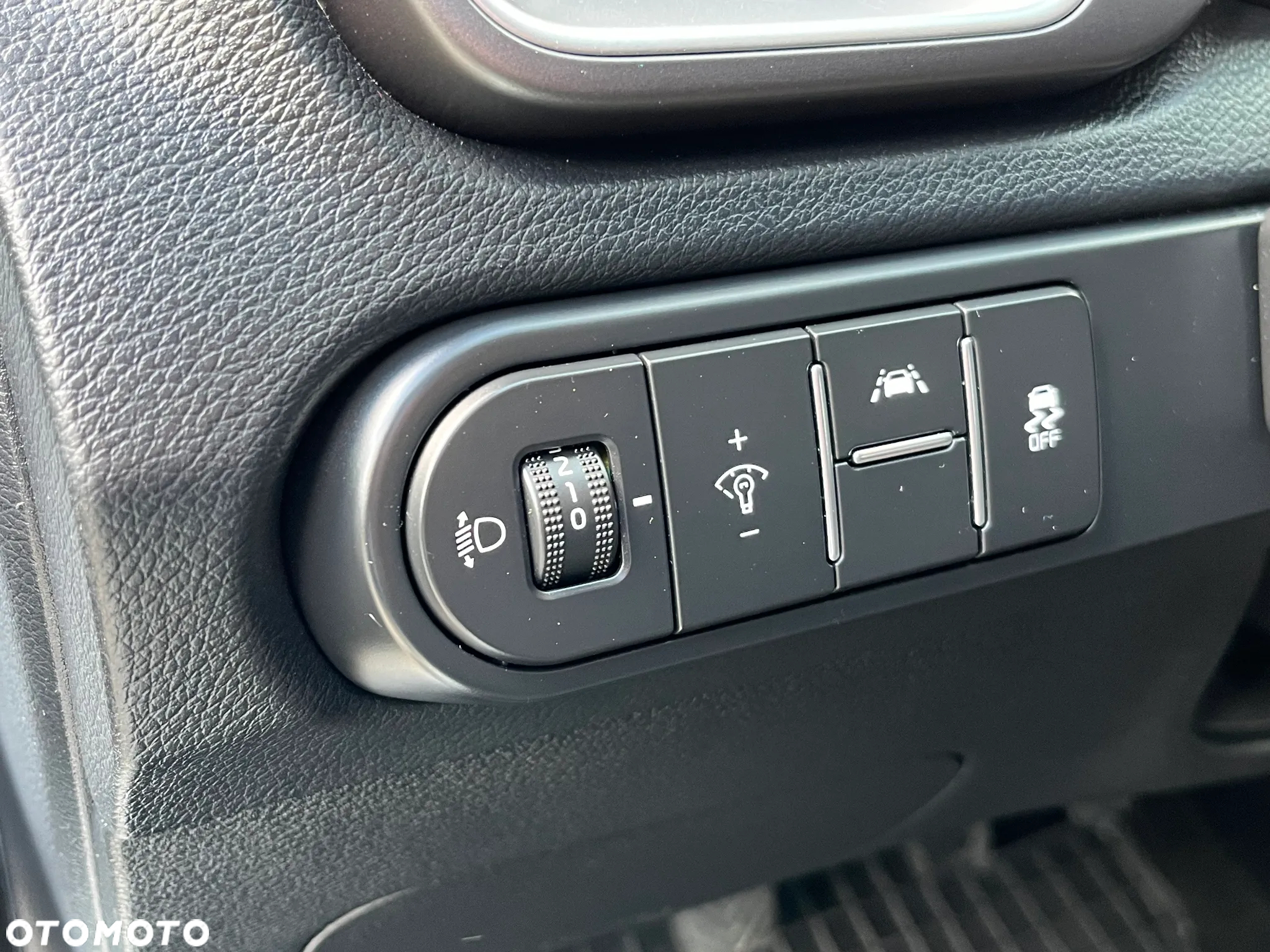 Kia Ceed 1.6 CRDi SCR S - 10