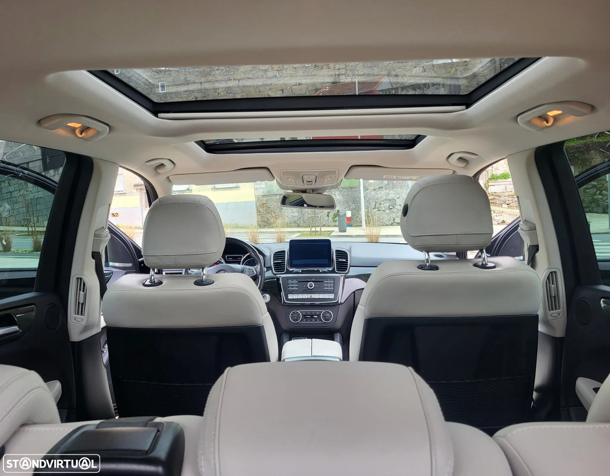 Mercedes-Benz GLE 500 e 4-Matic - 26