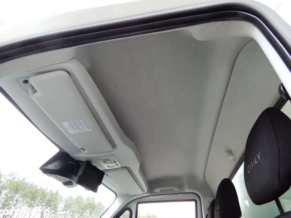 Iveco DAILY 35S18 Kontener 5047 mm 10.E.Palet Boczne Drzwi Ładowność 930 Kg WZMACNIANY Rozstaw Osi 4100 mm FULL LED Przebieg 25 Tys Km Stan Jak Nowy UNIKAT POLECAM - 32