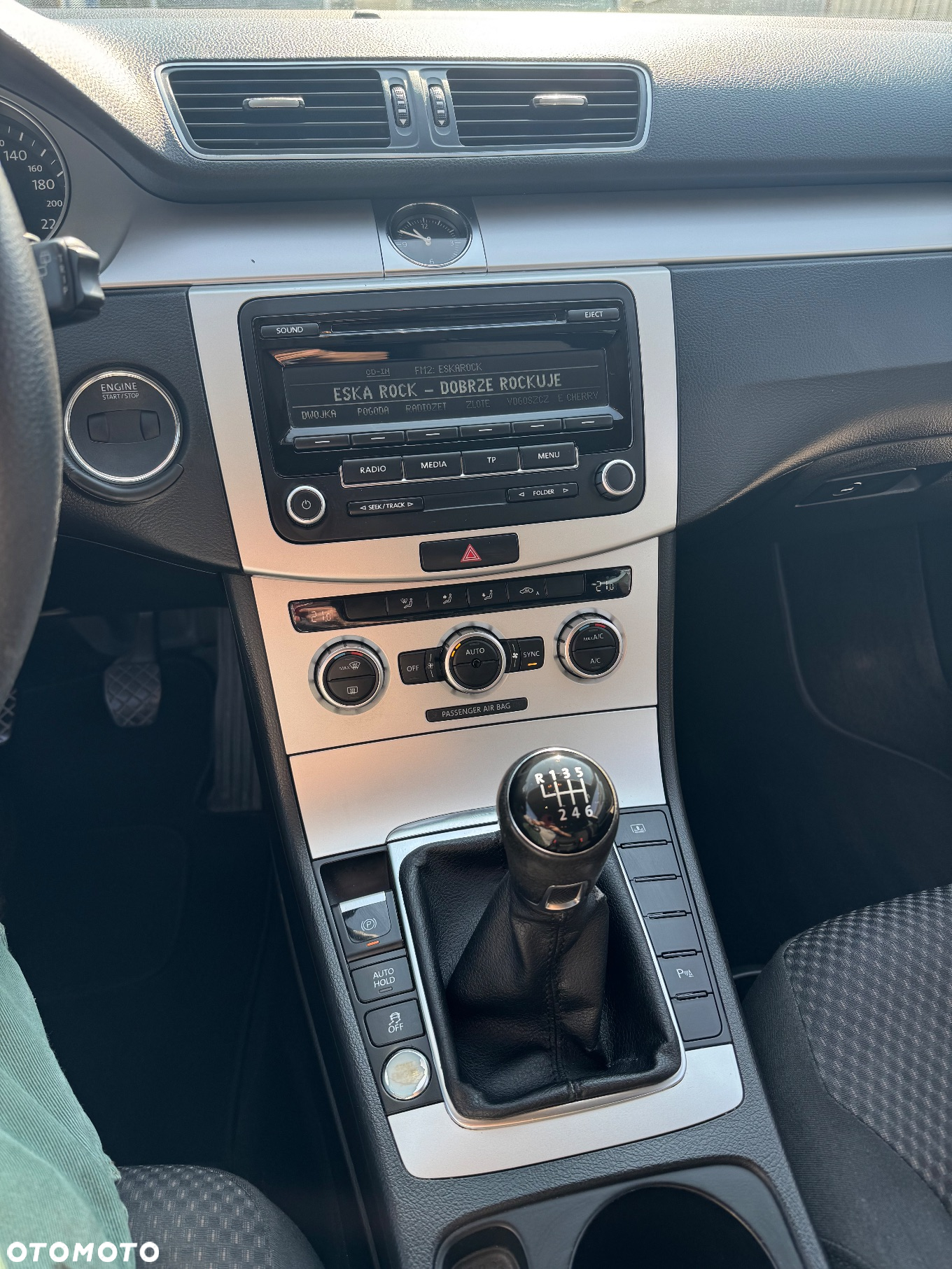 Volkswagen Passat 1.4 TSI BMT Trendline - 12