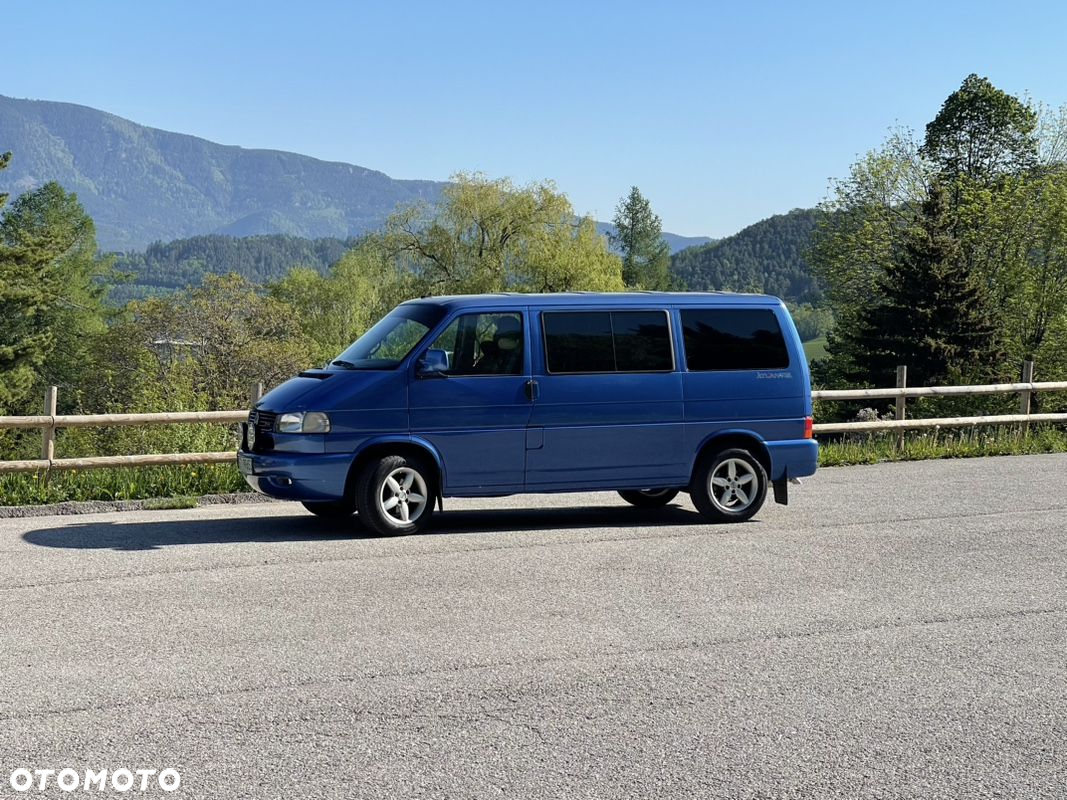Volkswagen Multivan - 16