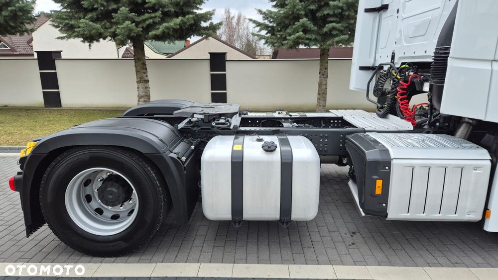 Mercedes-Benz MERCEDES-BENZ///ACTROS///BIG SPACE///1851///2020///JEDYNE 220  TYŚ KM///STANDARD///DUŻE  ZBIORNIKI///EURO6///STAN JAK NOWY - 13