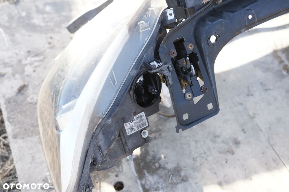 Pas przedni BMW seria 1 F20 F21 - 5