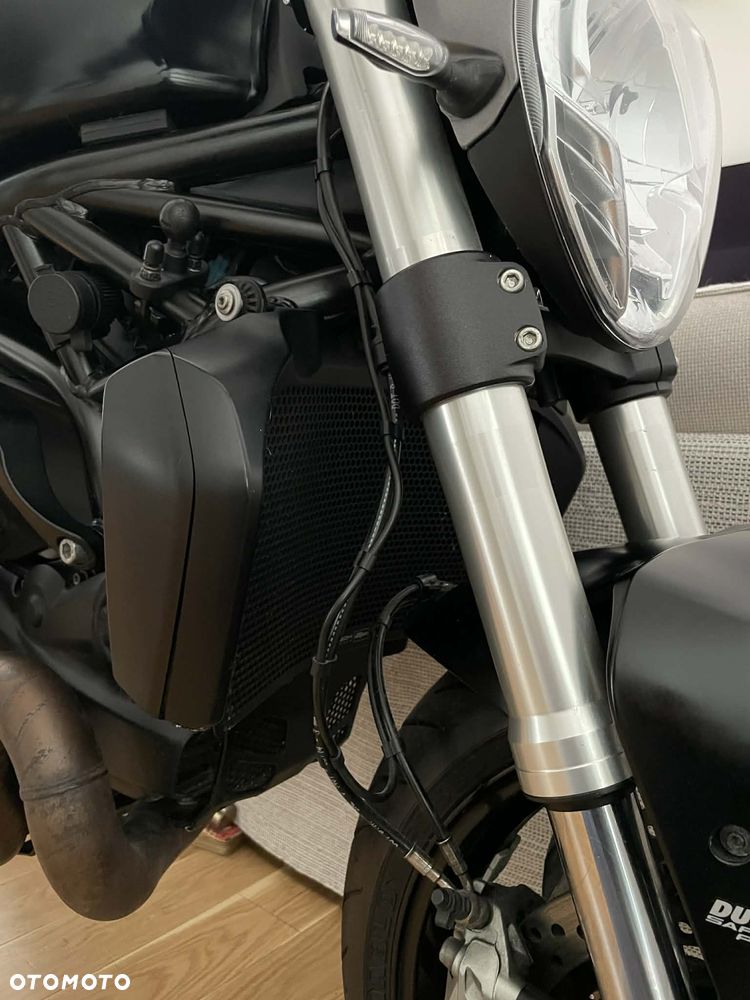 Ducati Monster - 6
