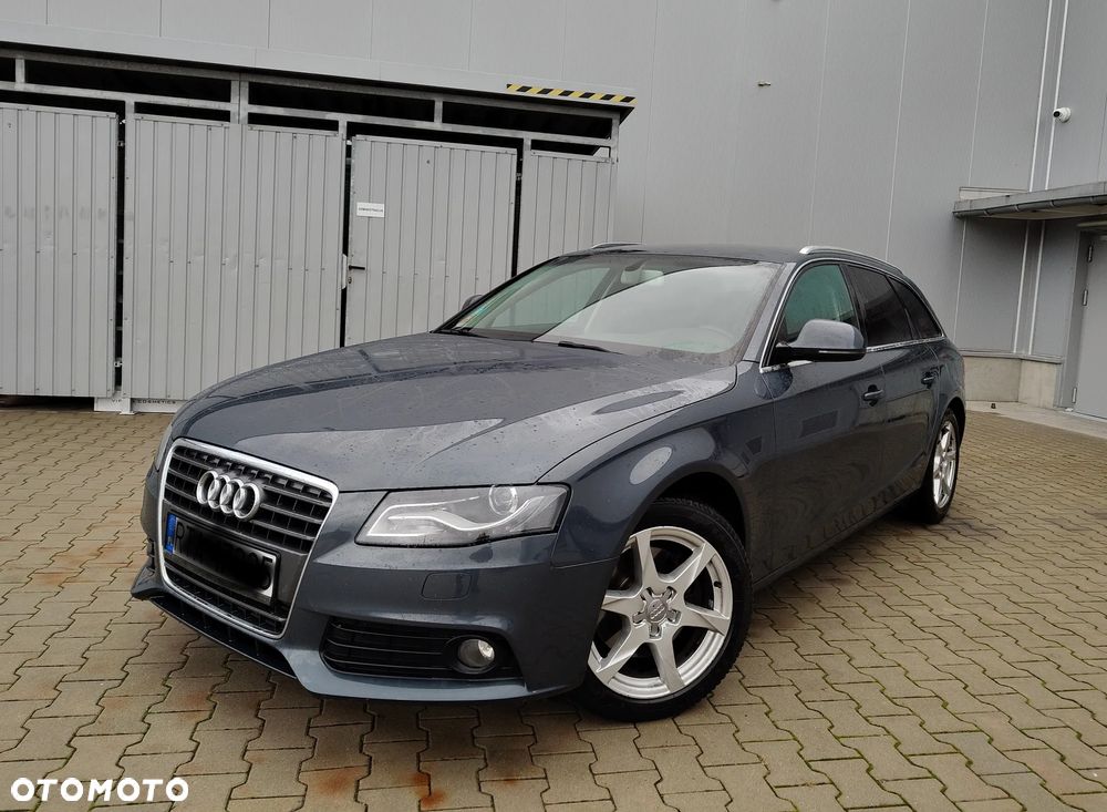 Audi A4 Avant - 11