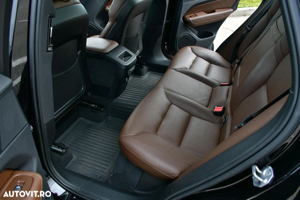 Volvo XC 60 D4 Geartronic Inscription - 11