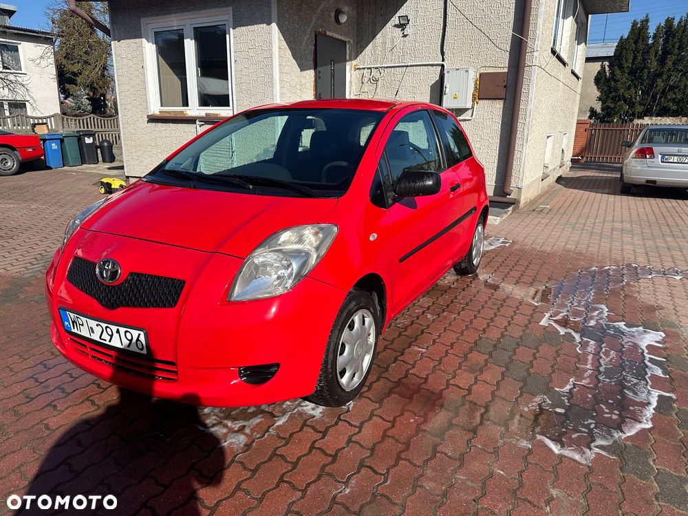 Toyota Yaris 1.0 VVT-i - 1