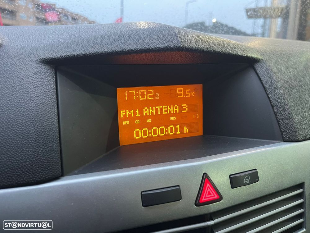 Opel Astra GTC 1.3 CDTI - 16