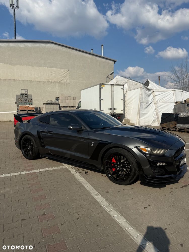 Ford Mustang 5.0 V8 GT - 5