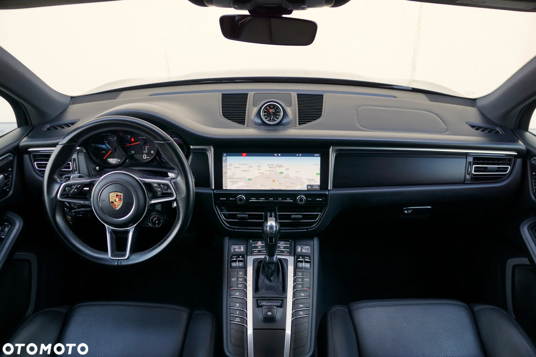Porsche Macan Standard - 3