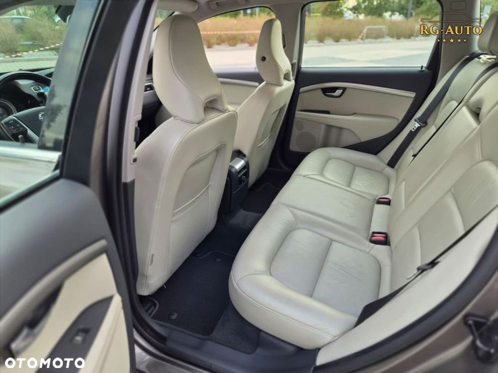 Volvo V70 - 30
