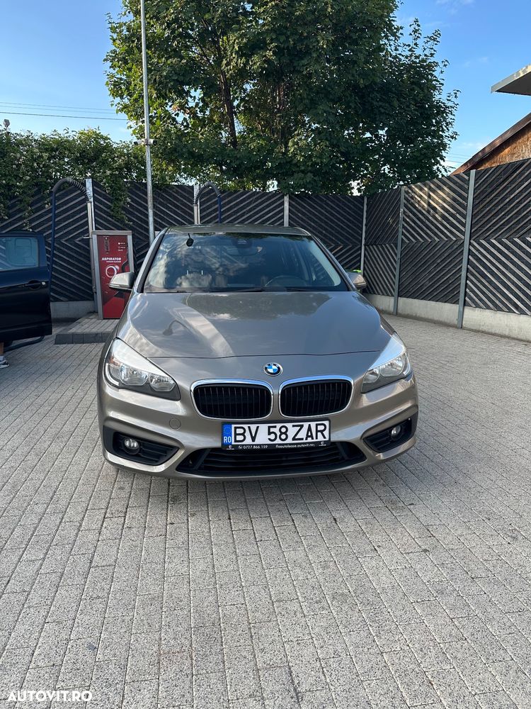 BMW Seria 2 218d Standard - 2